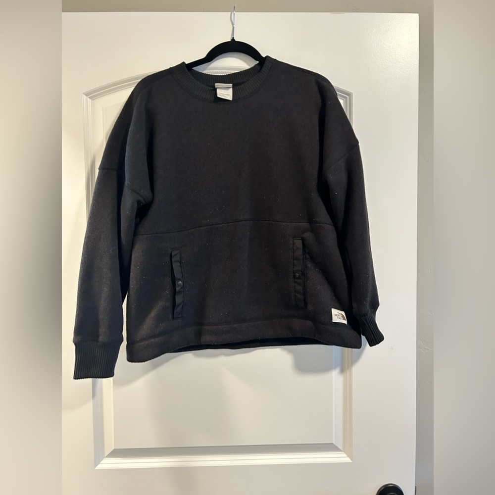 The North Face Women’s Fleece Crew Neck Pullover